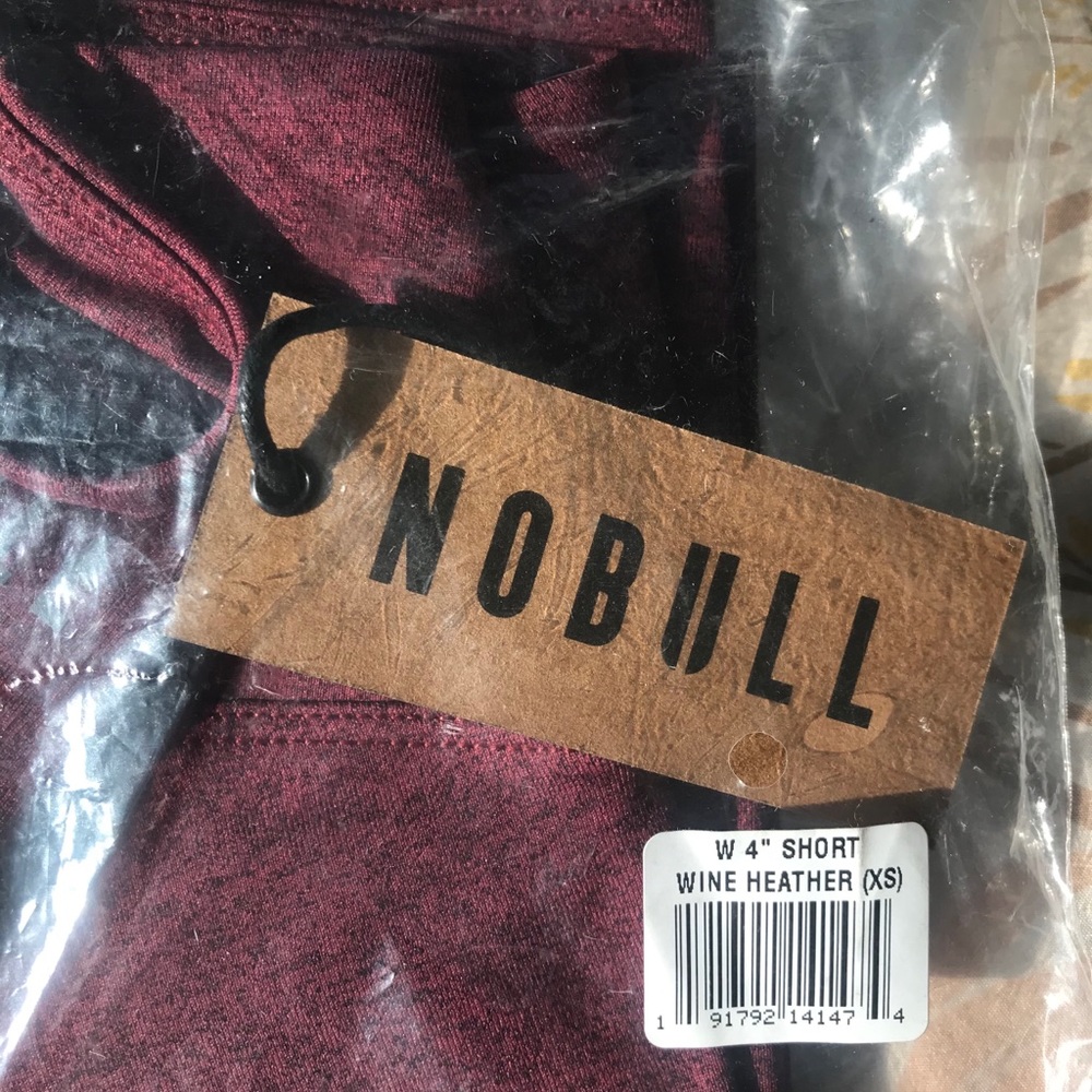 Nobull 4” shorts size xs